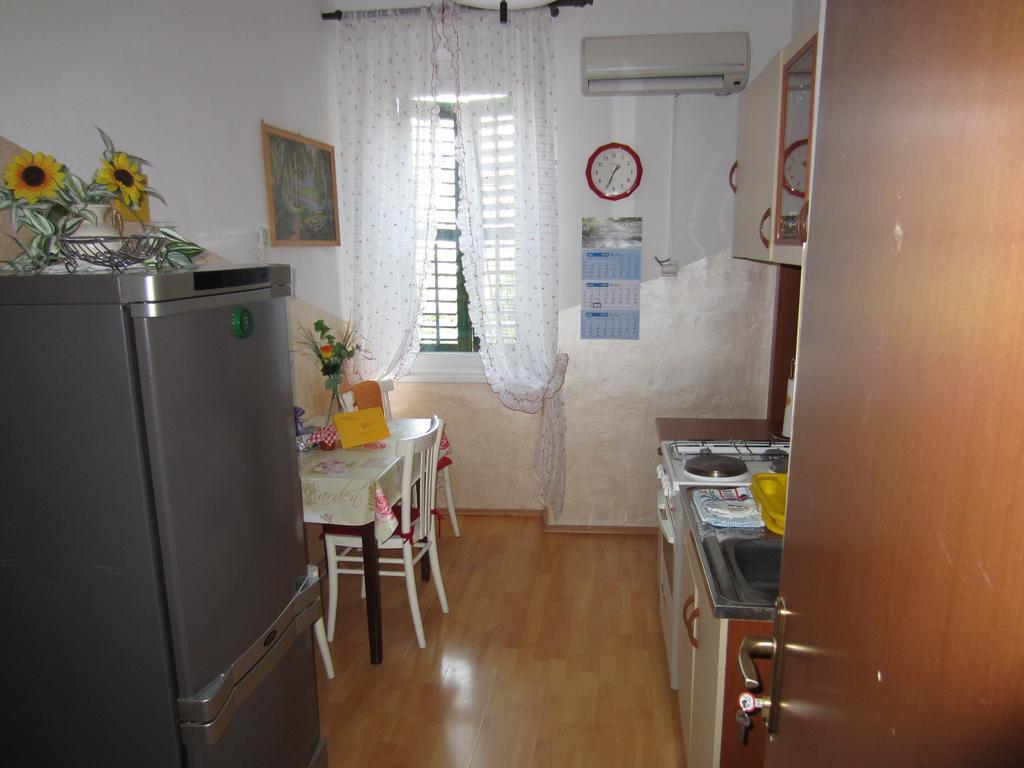 Apartment Retro III Koper Habitación foto